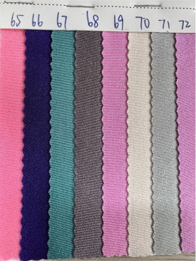 DG-BT recycled polyester glossy Lycra Composition: 82% recycled polyester 18% spandex Weight: 180g/㎡ detail view-7